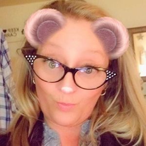 Meet your Posher, Lori